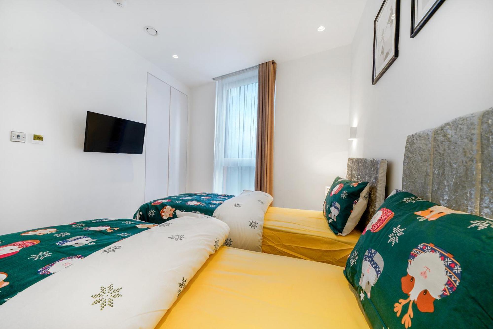 Warmly Relaxed Apart, 5Beds, 5Mins Walk To Tube Station, 10Mins To Westend, Ctral London Apartman Kültér fotó